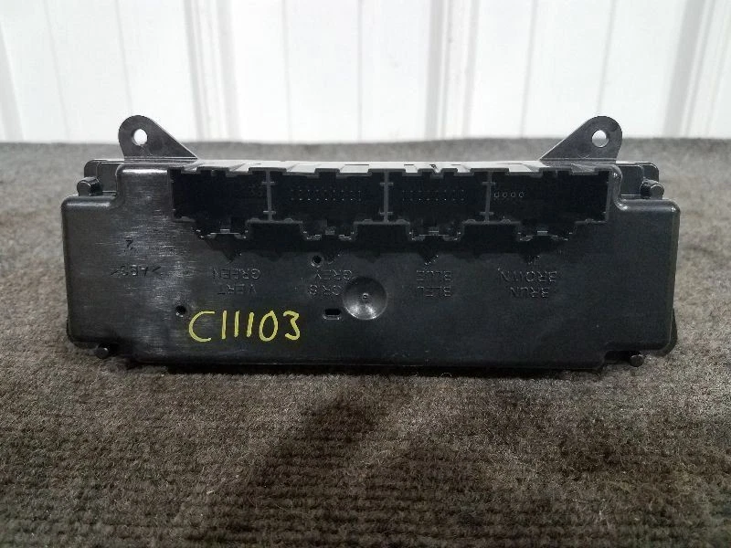 Pontiac Torrent 2007-09 control de temperatura - manual - sin asientos térmicos Foto 4 de 4