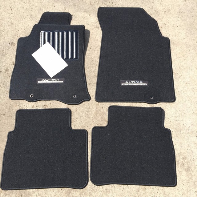 OEM NISSAN ALTIMA 20162018 4 PCE CARPET FLOOR MAT SET MIDNIGHT BLACK