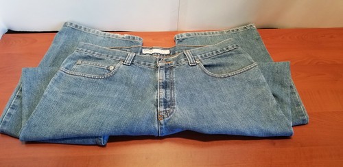 Perry Ellis Denim Distressed Jeans Size 