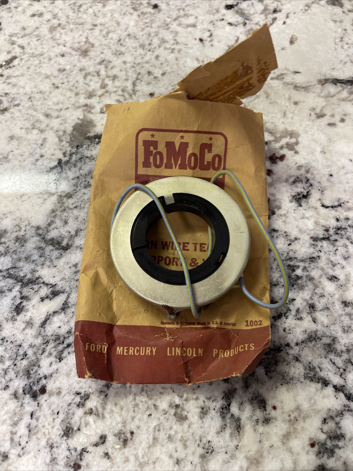 1958 FORD RANCHERO FAIRLANE STEERING WHEEL HORN BUTTON CONTACT PLATE