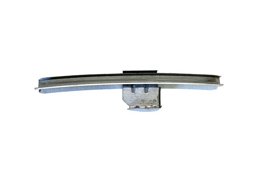 Door Glass Guide GMC Envoy 2002-2009 Run Channel Right Front Metal OEM