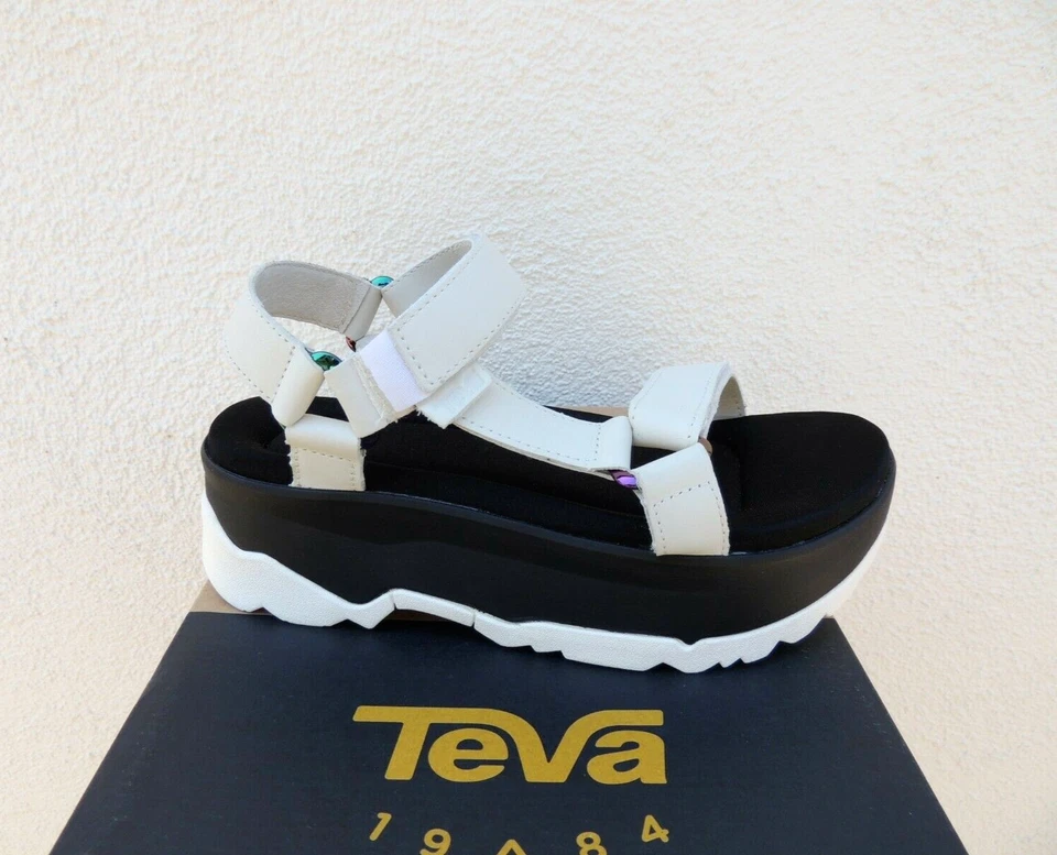 SANDALIAS TEVA ZAMORA UNIVERSALES BLANCAS PLATAFORMA ESPUMA CUERO, US 5/36 NUEVAS Foto 2 de 4
