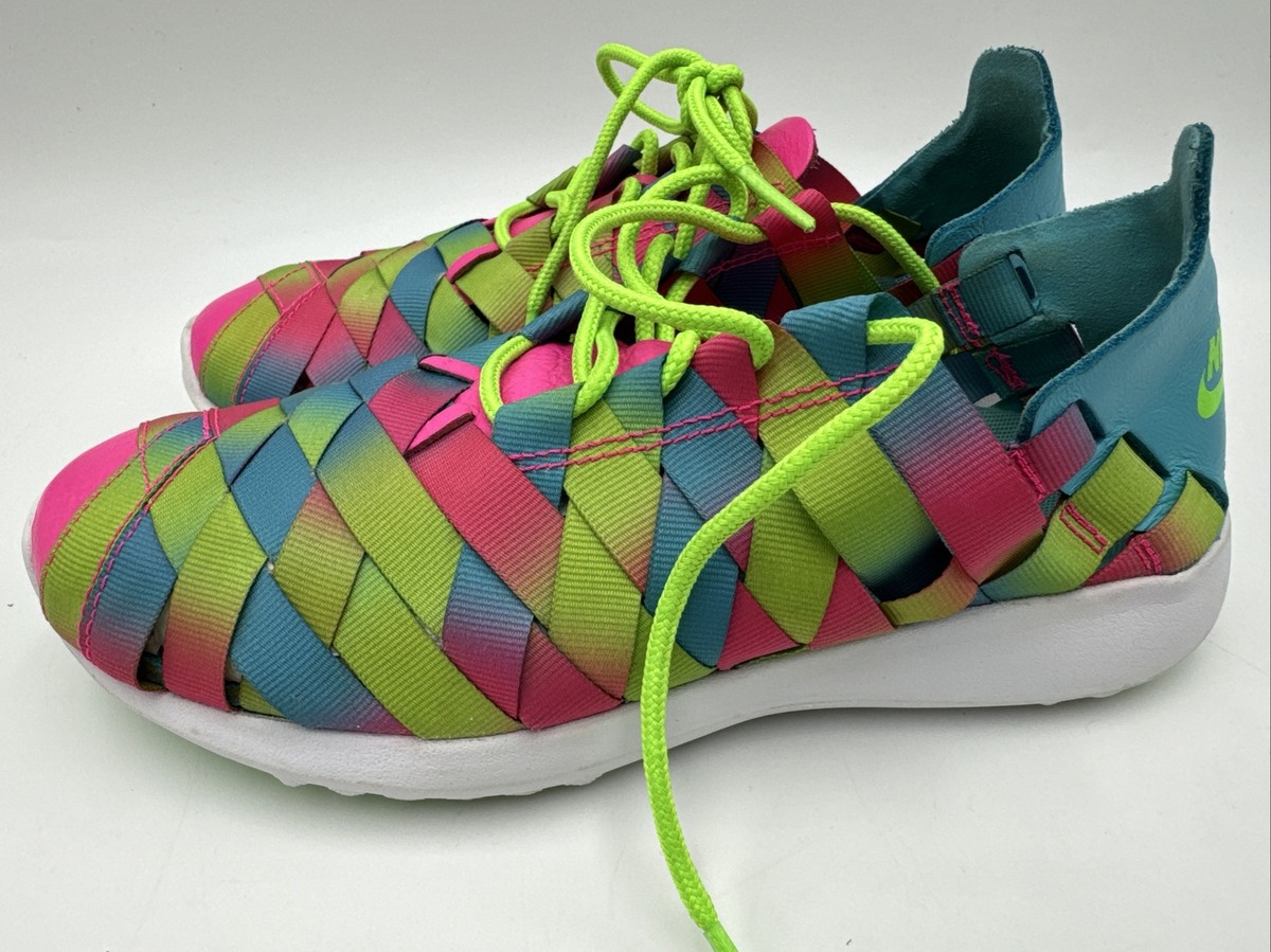 Size Nike Juvenate Woven Premium Electric Green/Gamma Blue/Pink Blast - Main Image