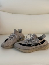 adidas Yeezy Boost 350 V2 Beige/Black Low Top...