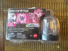 Monster High Pet Keychain Count Fabulous Bell Jar Terrarium 1 Pet 6 Accessories