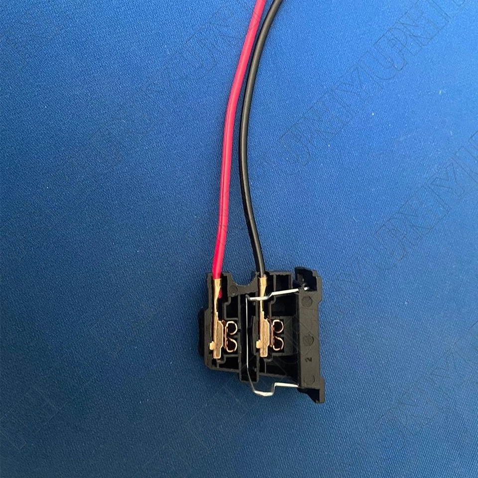 1PCS Car Plug Lamp Socket Headlight H7 Replacement 51787491 For Fiat 500/500CC - Image 4 of 4