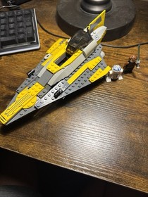 LEGO Star Wars: Anakin's Jedi Starfighter (7669) No mini figs 