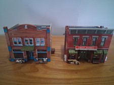 Walthers HO Scale Detailed Town Buildings Ass...