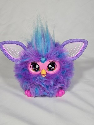 Furby interaktives Plüschtier Lila, spricht Französisch, Neuwertig French
