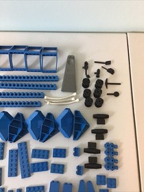 LEGO Space: Cosmic Fleet Voyager (6985) -Missing 3030 x1 - No Box/Instructions