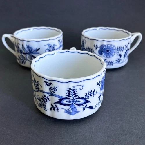 3 Blue Danube Soup Mugs Cups Blue Onion Japan