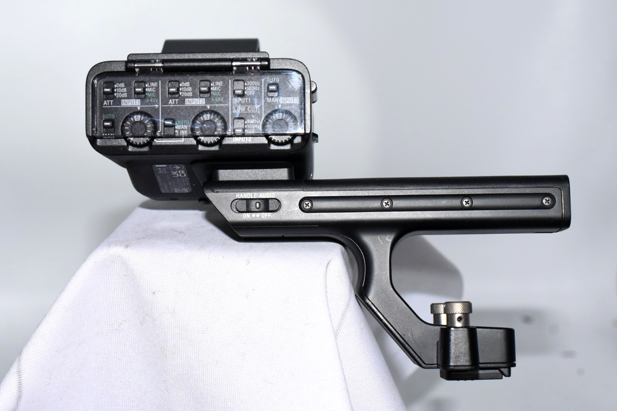 Sony XLR-H1 XLR Handle Unit for Cinema Camera to fit, ILME-FX3