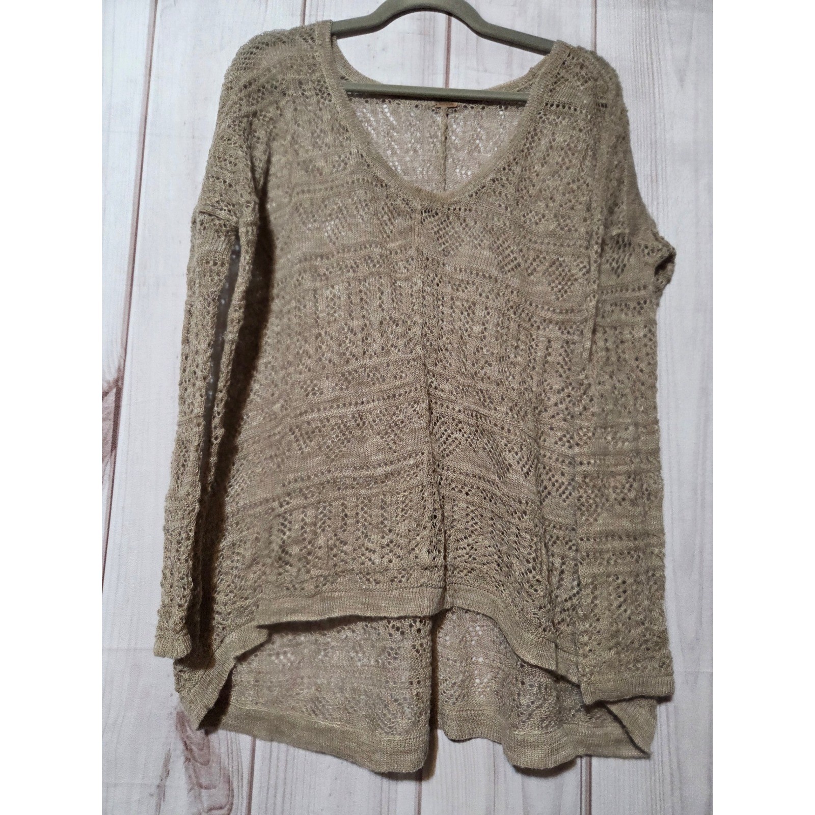 Free People Tan Linen Blend Open Knit V-Neck High Low Sweater Womens Size Medium