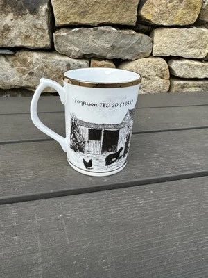 Taza China Norfolk Vintage "La Pequeña Fergie Gris" Ted 20 Ferguson - Imagen 1 de 4