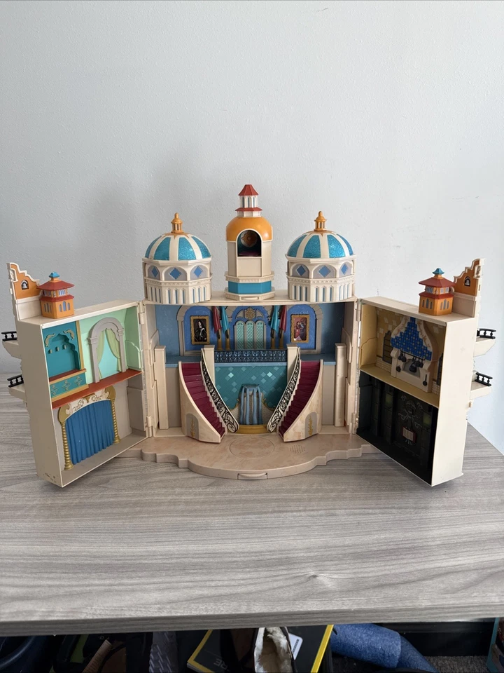Disney Store London Exclusive Elena of Avalor Palace Doll House - RARE- WORKS  - Image 2 of 4