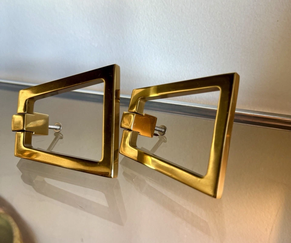 Par de tiradores de puerta de gabinete triángulo tirador de anillo de latón Foto 3 de 4