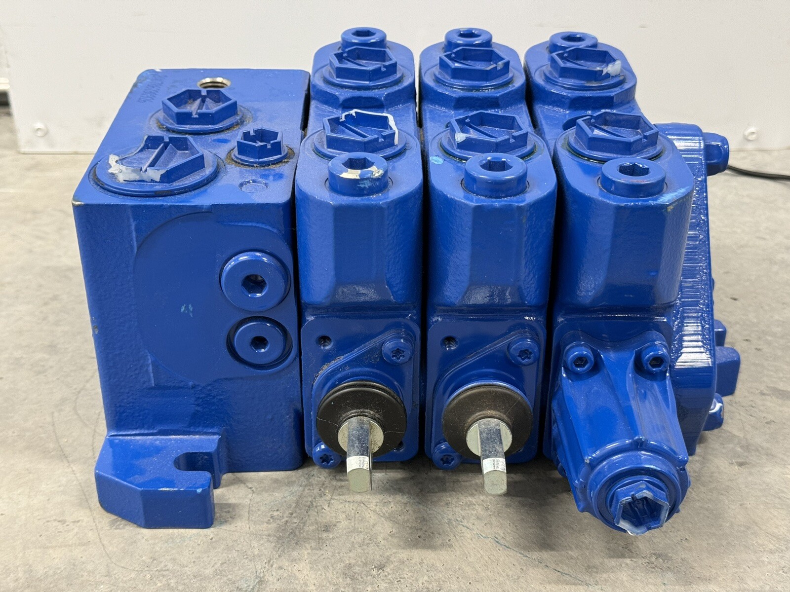 GENUINE REXROTH CONTROL VALVE 84219974 for CASE 580SN 590SN 590SM 