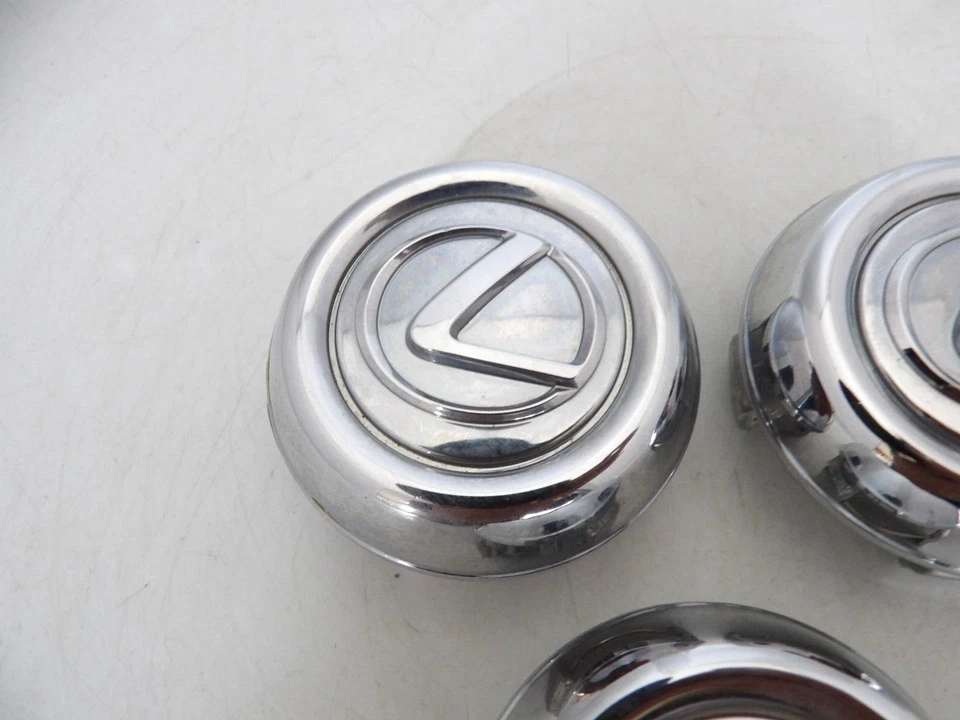 Set of 3 2000 2001 2002 2003 04-2005 LEXUS GS300 GS400 GS430  WHEEL CENTER CAPS - Image 2 of 4