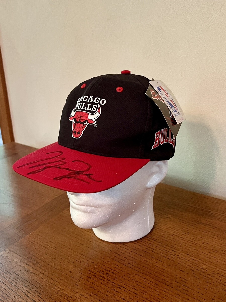マイケルジョーダンのサインキャップ Michael Jordan Signed Chicago Bulls Hat | eBay