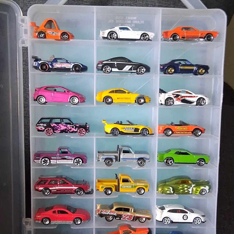 Hot Wheels Diecast Toy Cars Collection/Lot Multicolor