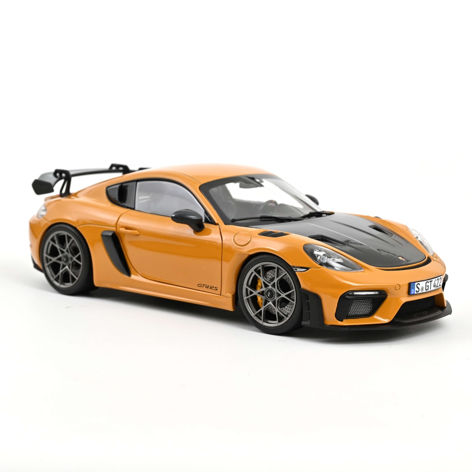 Porsche Cayman GT4 RS 1/18 Norev jaune pour vitrine de passionné automobile
