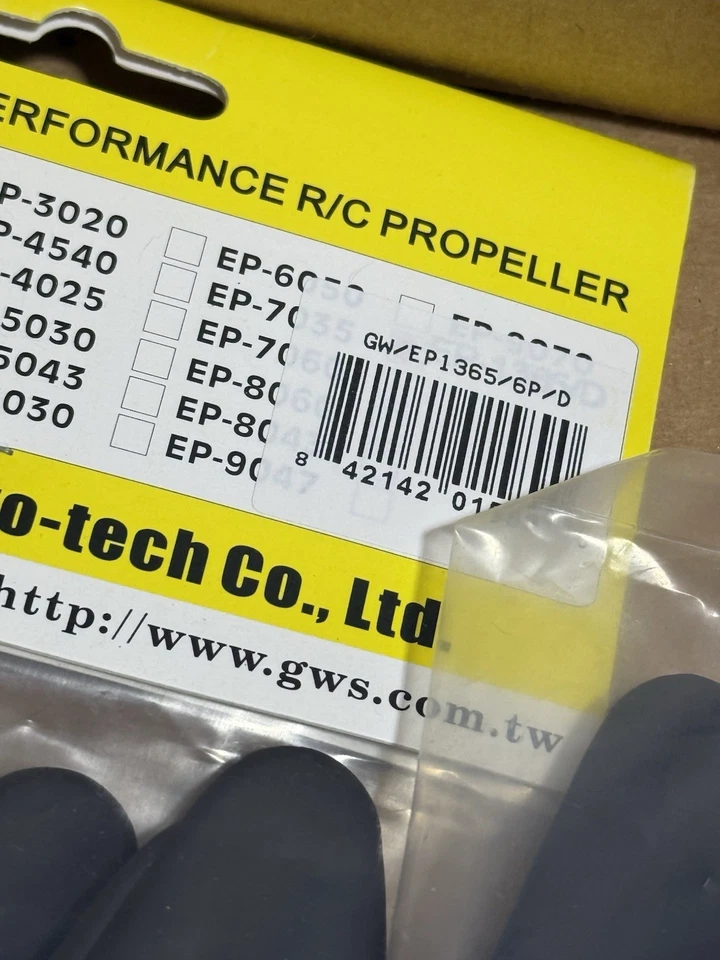 Lot of 42 Propeller - GWS EP1365 13x6.5" 330x165mm GWS Black - Image 2 of 4