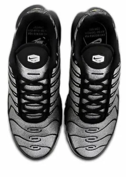 Silver nike nere e bianche outlet