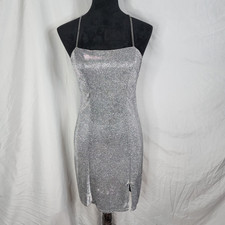 SEQUIN HEARTS Size 7 Slinky Silver Crossback Princess Seam Mini Bodycon Dress