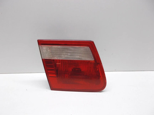 BMW E46 Kombi Rückleuchte links innen Bj 2003 8368759
