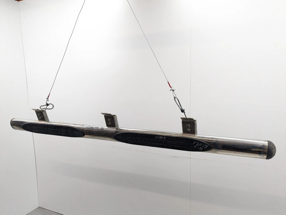 VOLKSWAGEN AMAROK 2H MK1 SIDE STEP RUNNING BOARD RIGHT DRIVER SIDE 2011 - Image 2 of 4