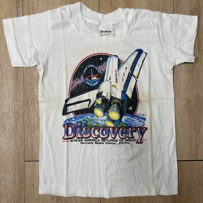   Rare Vintage 1980s Child s Tshirt Discovery STS-26 America   To Space  