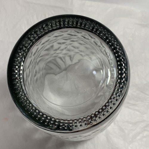 Glass Vase Diamond Cut Pattern 9.75 Inches Tall - Picture 6 of 6