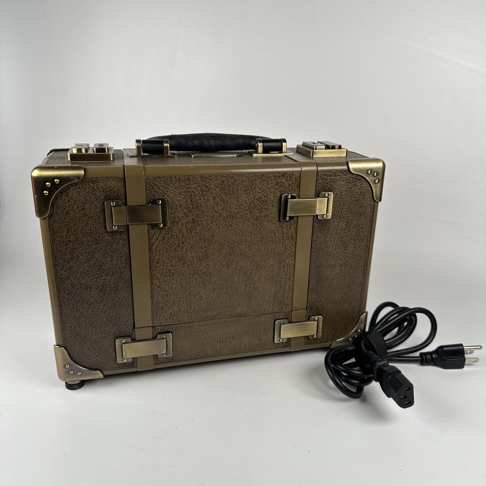 Sizzix Vagabond Machine Suitcase Inspired Tim Holtz Die Cutting