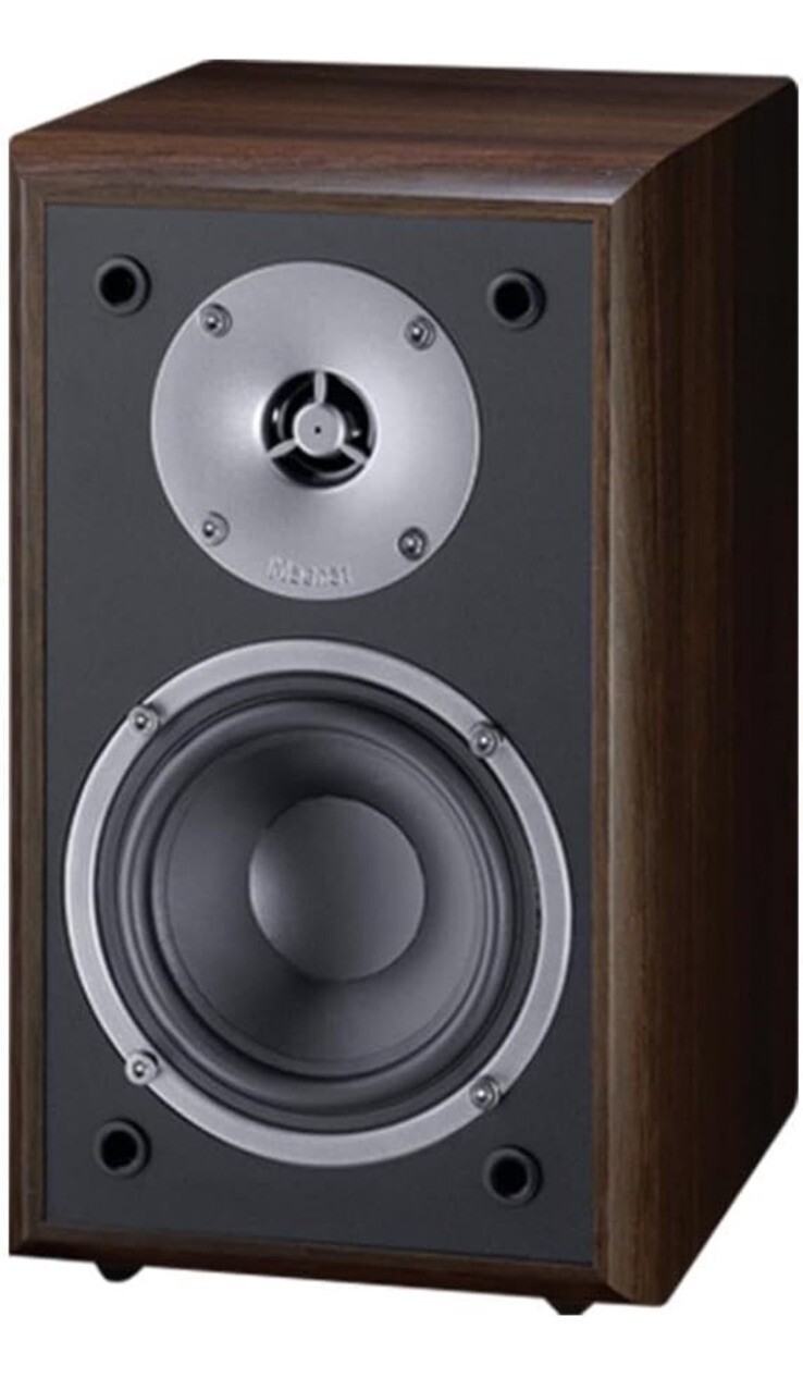 Magnat Monitor Supreme 102 120W Two-Way Shelf Speaker, Pair #D14480131NA NEW