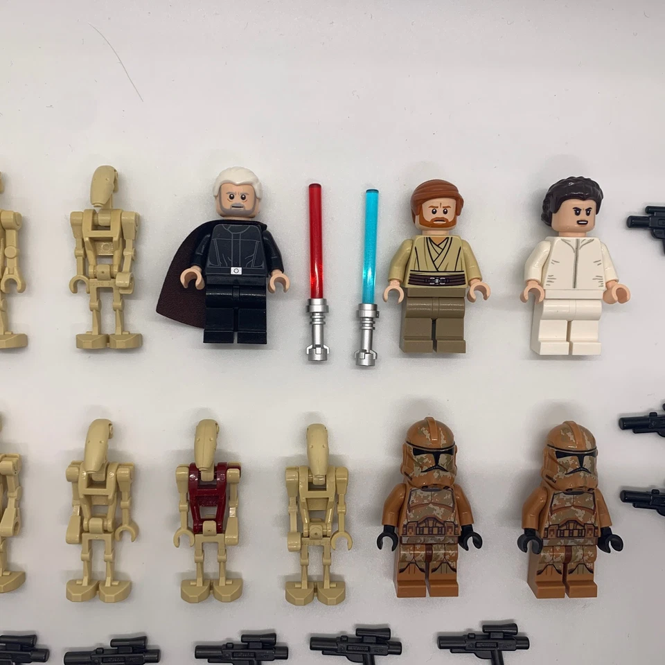 LEGO Star Wars BATTLE OF GEONOSIS ARMY BUILDER Minifigure Lot Count Dooku Clone - Image 2 of 2