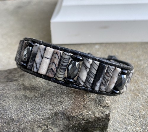 Men's Spiderweb Jasper Beaded Black Leather Bracelet - Picture 4 of 6