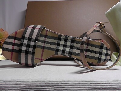 BURBERRY Archive Beige Cornwall Vintage Check Block Heel Sandals