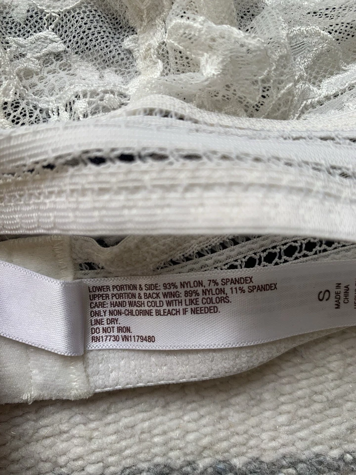 Womens White Laced Bra Size Small - Image 4 of 4