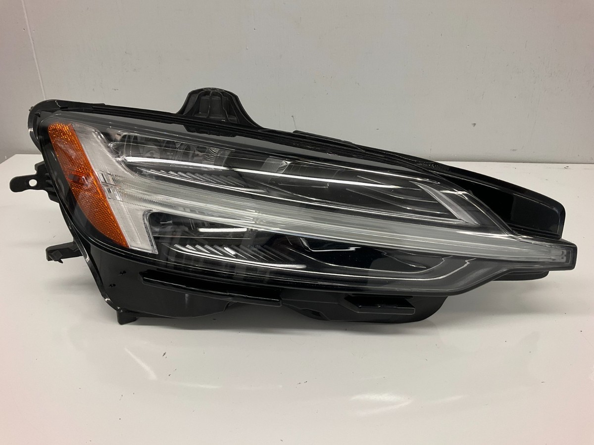 19-20 Volvo S60 LED RIght w/o Adaptive Headlight Assembly JB09
