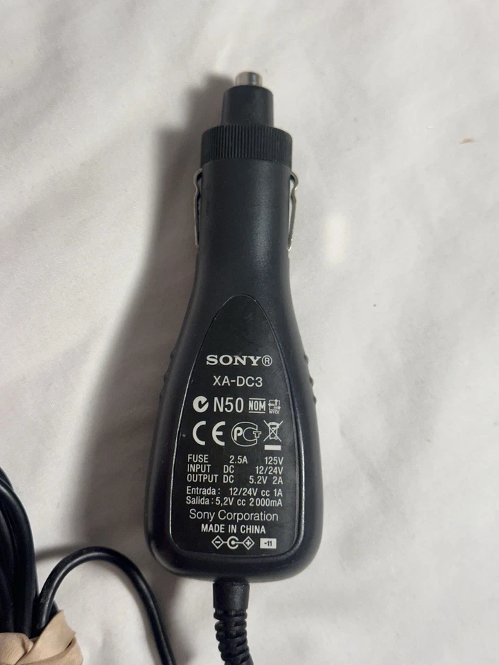 Adaptador de batería de coche Sony XA-DC3 5,2 V 2000 mA cargador CC (punta dañada) sin probar Foto 4 de 4
