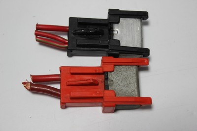 Volkswagen 4A0937530 Genuine OEM Factory Original Fuse Holder for 