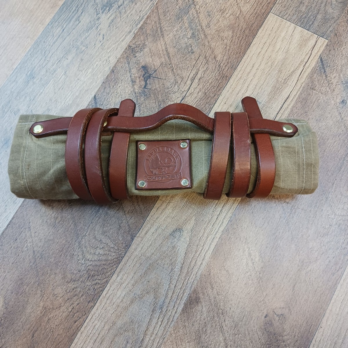 Fiddleback Outpost Waxed Canvas Knife Mat 6 Pocket | eBay