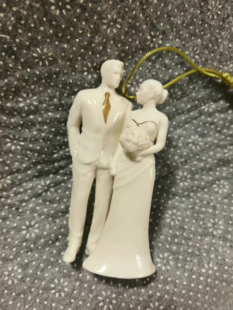LENOX Wedding Ornament Hanging Pendant Collection Ceramic Decoration 4.25inch