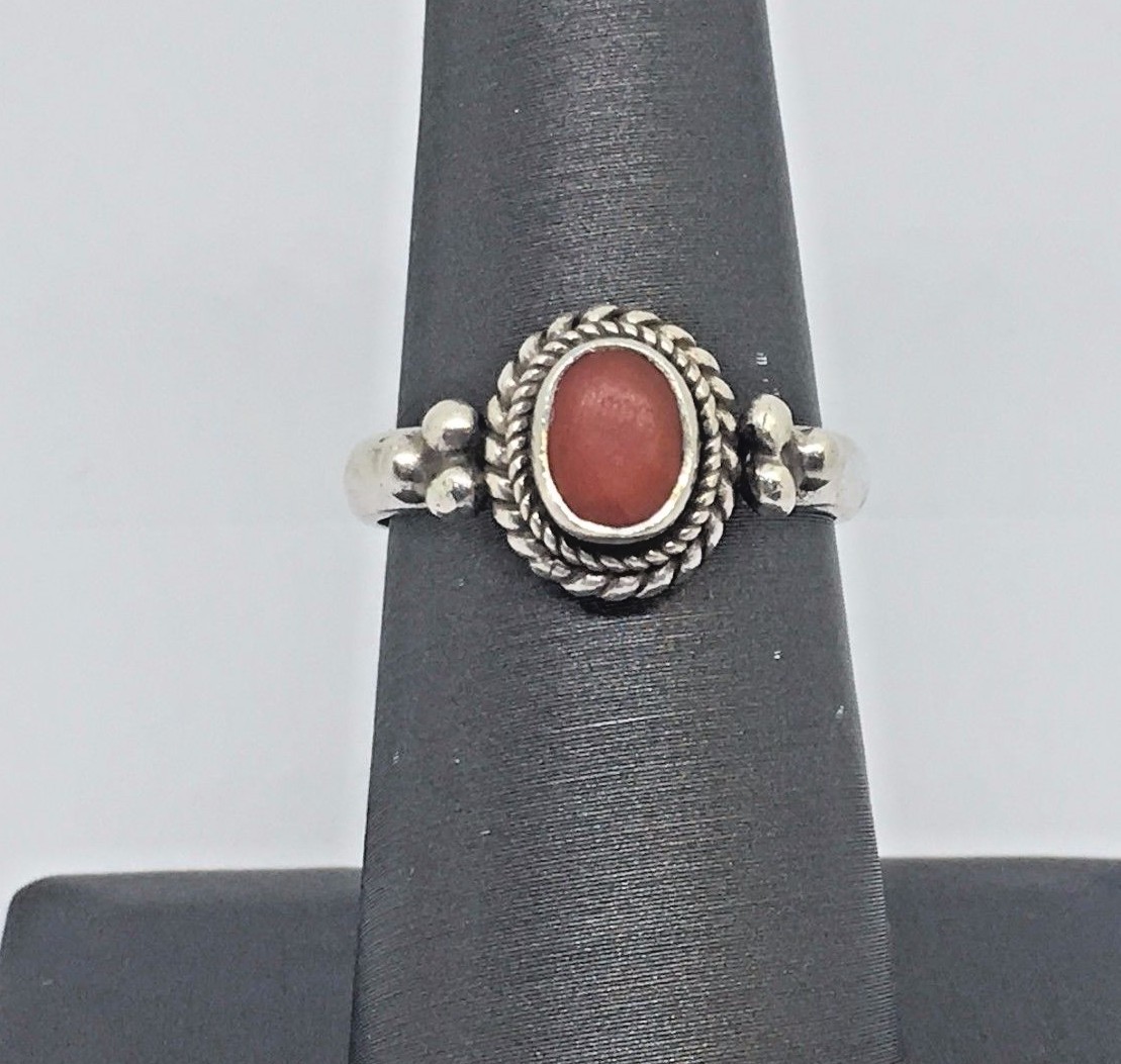 925 Sterling Silver- Red Coral Ring with Rope Detail Size 6.5