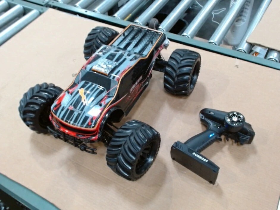 Picture 4 of 24