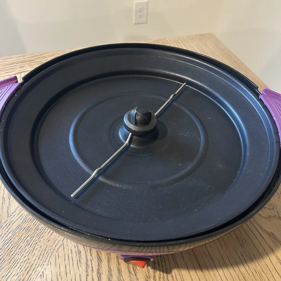 Stir Crazy 2 West Bend Electric 6 Qt. Popcorn Popper Maker Green 82310P Read - Image 3 of 4