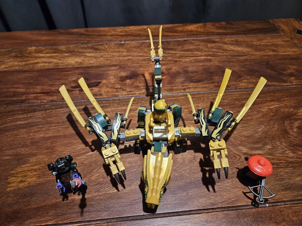 LEGO Ninjago Wasserdrache Und Goldener Drache, Foto 2 von 3