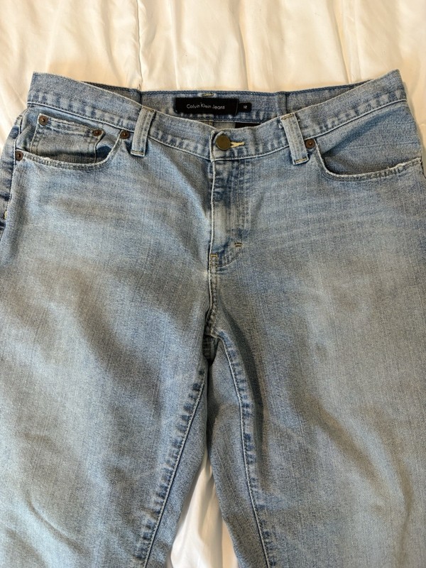 Calvin Klein Jeans Womens, Size 12, Cropped, Vintage Wash