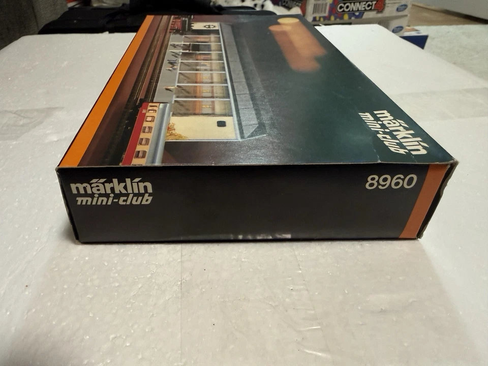 Marklin 8960 Z Scale Goppingen Station Building Kit New In Box - Image 3 of 3