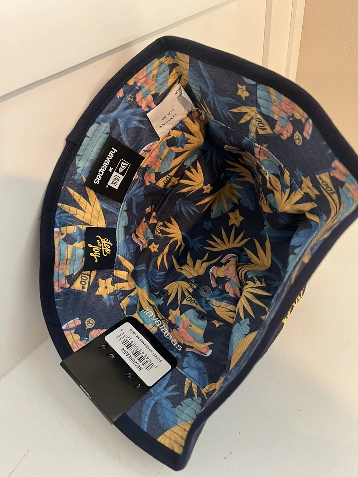 Havaianas x New Era Collab 水桶帽双面夏威夷花卉和蓝色 OSFM — 第 4/4 张图片